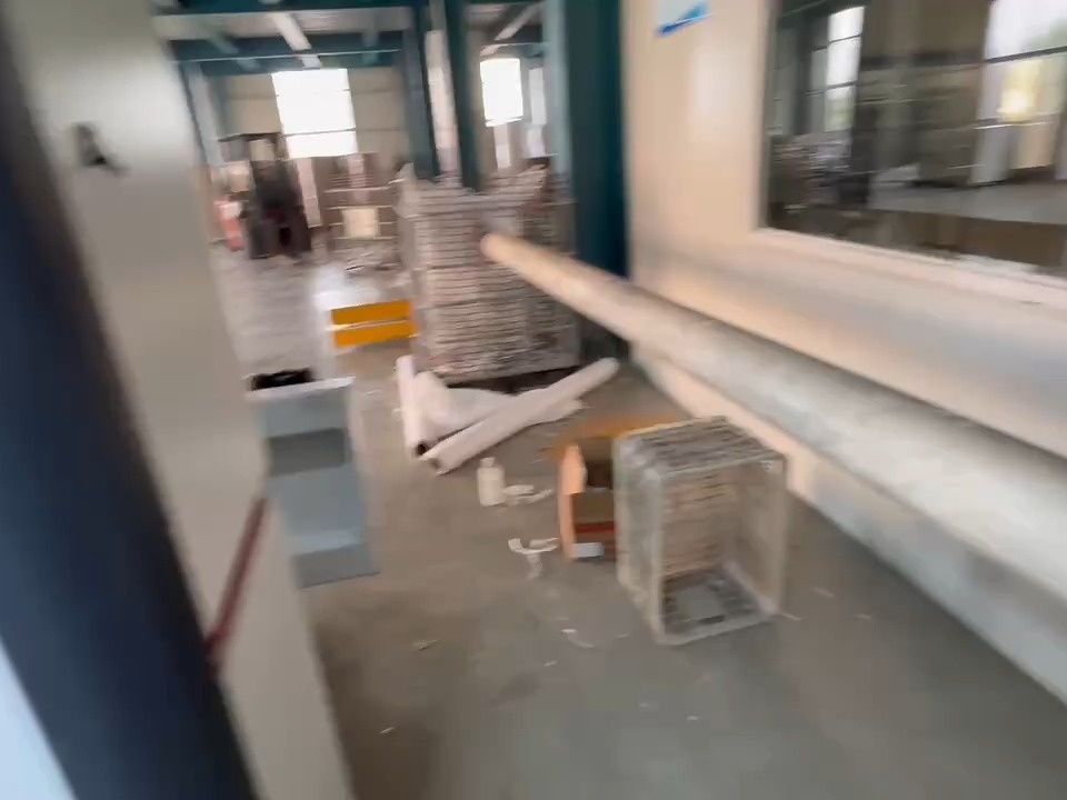 HFQL-GK系列全自動(dòng)高速龍門式不干膠分切機(jī)（高速800米），自動(dòng)推料